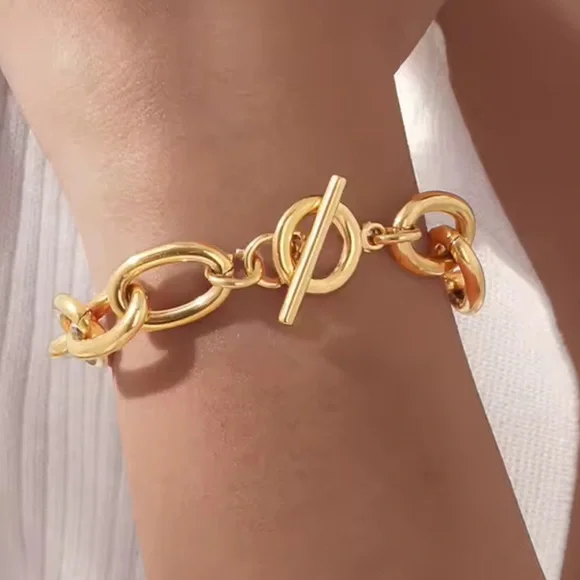 Chunky Bold Toggle Bracelets 18K Gold Stainless Steel - Picture 3 of 9